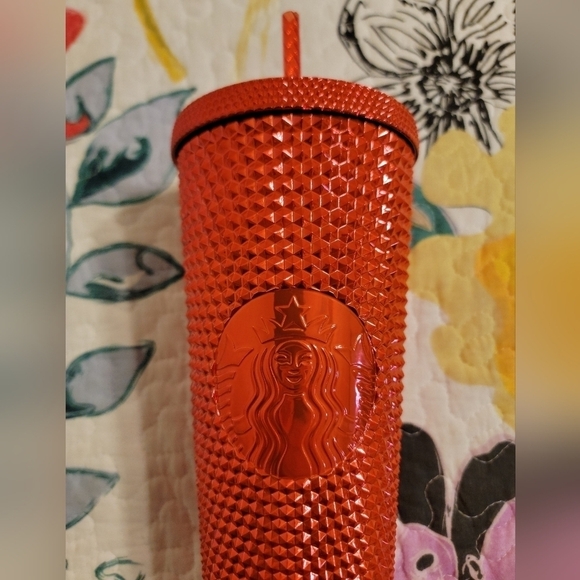NWT Starbucks 2023 Holiday Red Chrome Studded Tumbler Cup - Picture 2 of 6